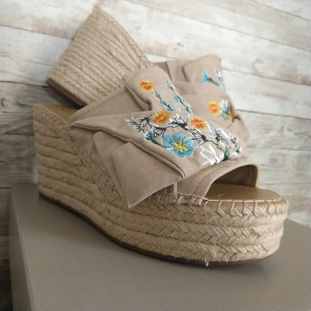 Franco Sarto Talinda Wedge Espadrilles Sandals 10
